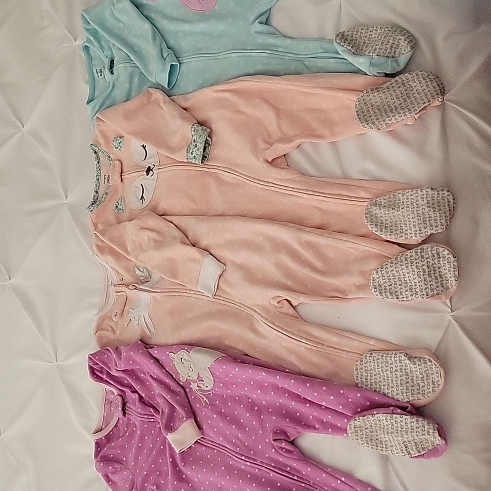 4 Toddler 2T Carters Pajamas